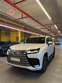 Lexus LX